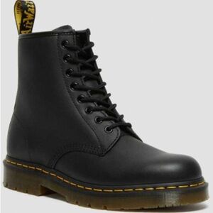 Dr. Martens 1460 Smooth Leather Air Wair Unisex Lace Up Boots